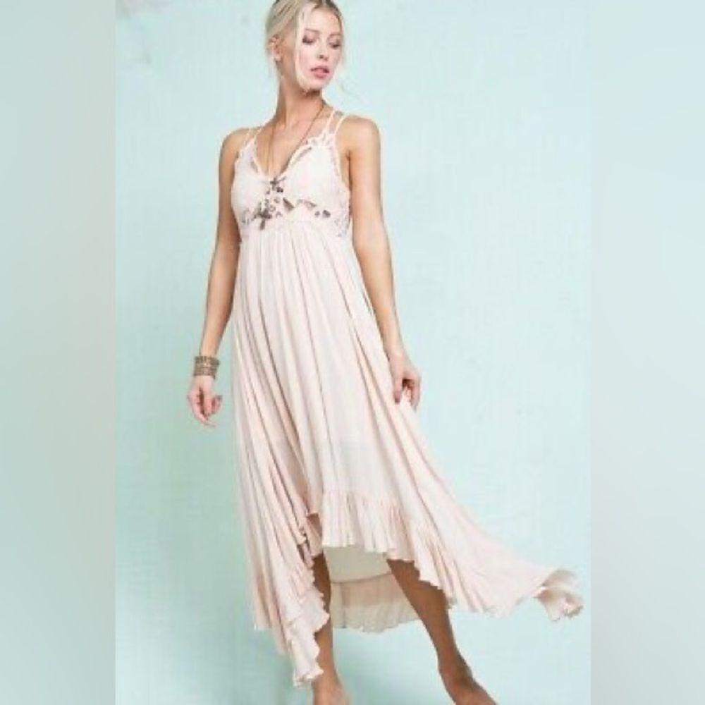 La Miel Sand Boho Crochet Stretchy Lace Dress‎ beige size Small nwt